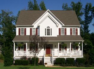 12143 Point Placid Dr, Midlothian, VA 23112