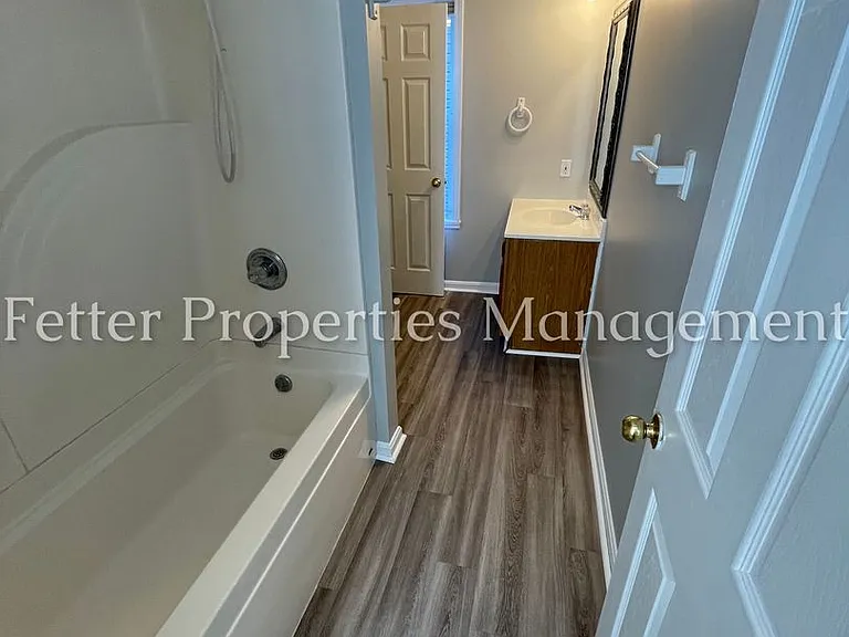 2455 W Franklin St — Photo 6