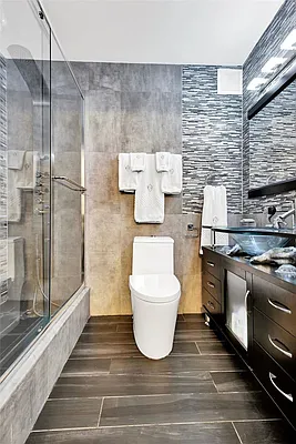 Rented by R New York | media 22