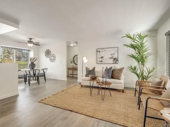 552 Canyon Dr Unit 26, Oceanside, CA 92054