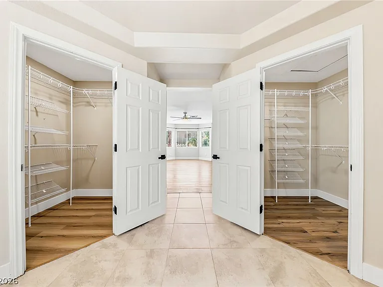 2551 Williamsburg St — Photo 48