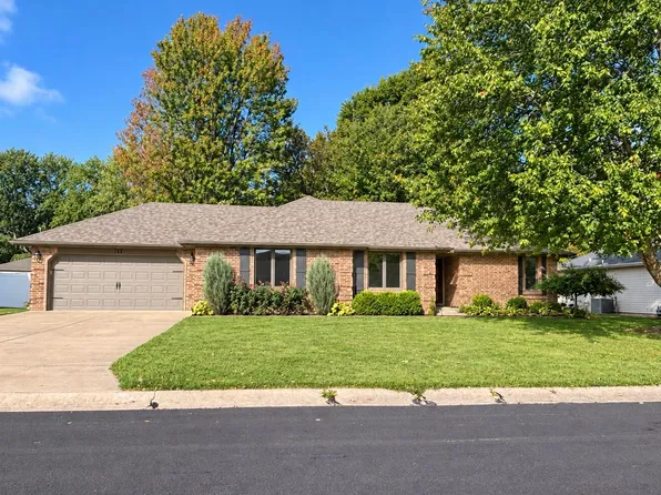 711 S Hampton Avenue, Republic, MO 65738