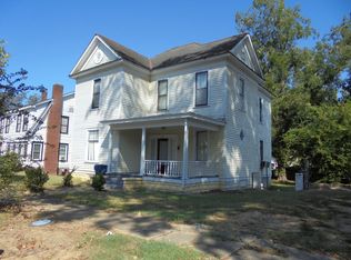 202 W Canal St, Aberdeen, MS 39730
