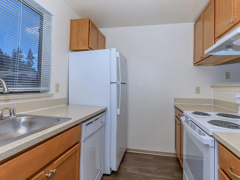 Autumn Ridge Apartments — Photo 18