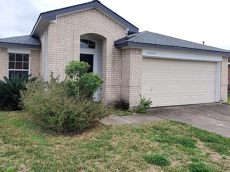18203 Afton Hollow Ln — Photo 2