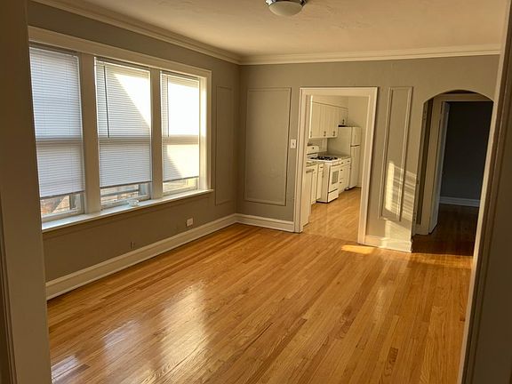 4th image of 2648 W Fitch Ave #3