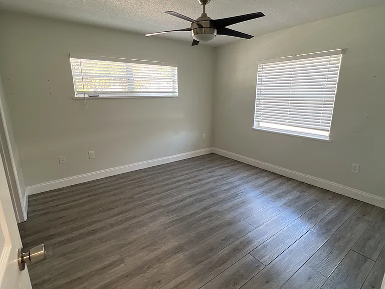 Artisan Cove Apartments — Photo 18