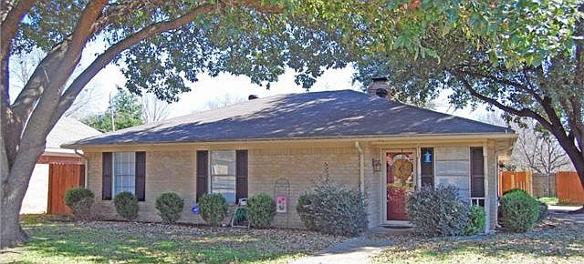 1st image of 413 Wesley Dr