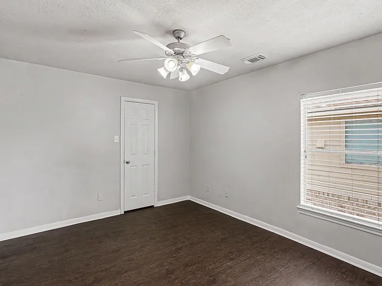 19534 Country Canyon Dr — Photo 11