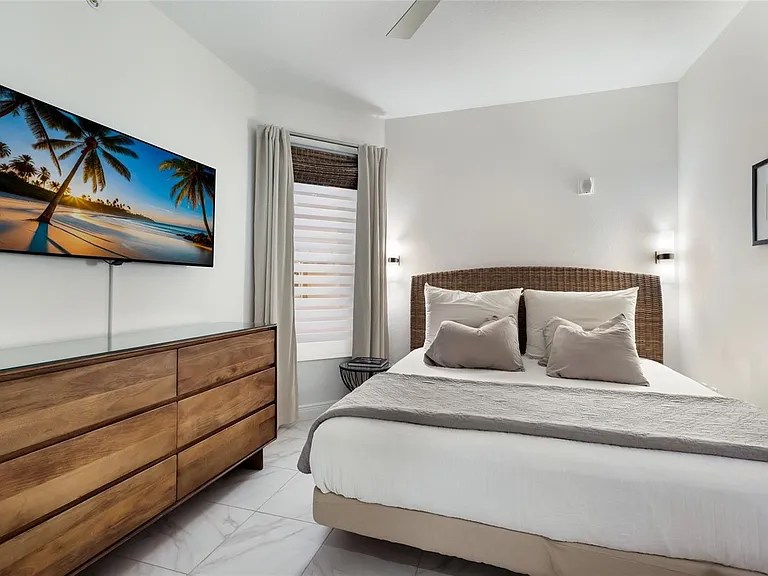 376 Aruba Cir #203 — Photo 28