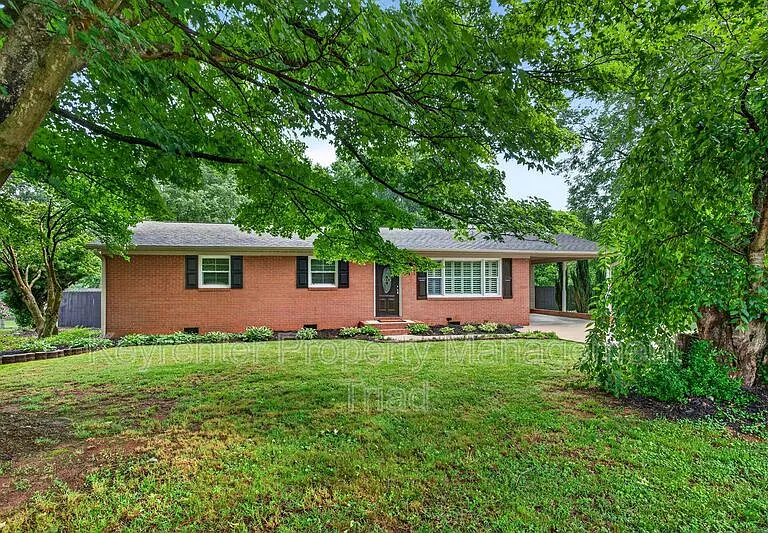 9415 Glen Cross Dr — Photo 38