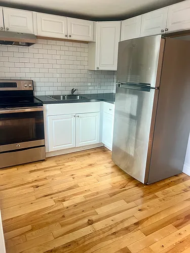 23 Kenmore St Photo 1