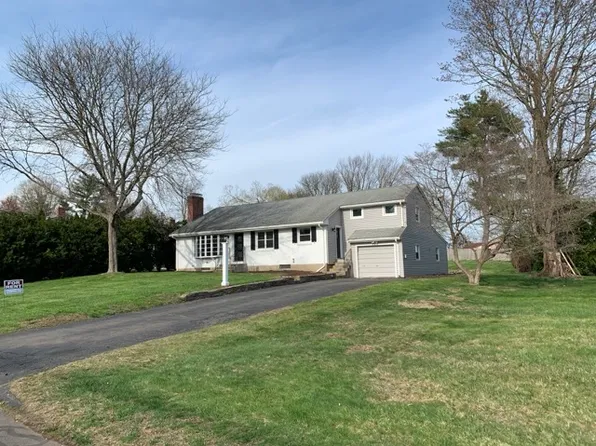 16 Howland Rd, West Hartford, CT 06107