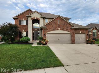 50332 Pinnacle Woods Ln, Macomb, MI