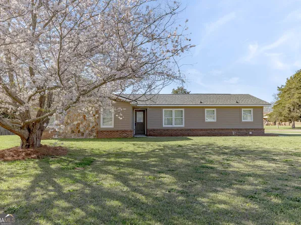 106 Wimbish Ln, Bonaire, GA 31005