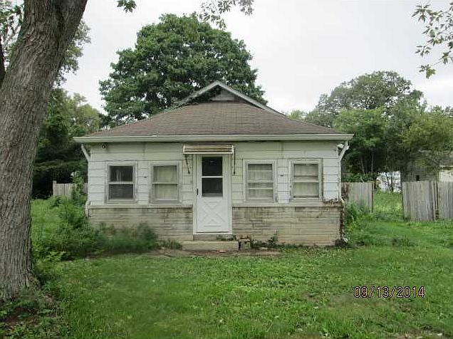 2nd image of 3312 S Rybolt Ave
