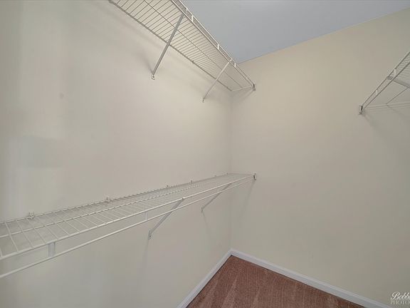 4th image of 3145 Bromley Ln