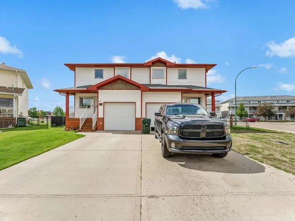 7 E Northlands Cres NE, Medicine Hat, AB T1C 2A9