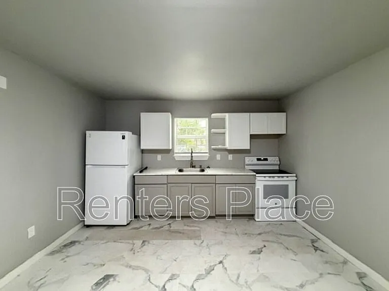 1322 N Birmingham Pl #C — Photo 4