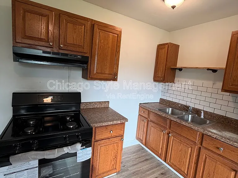 4507 Balmoral Dr — Photo 10
