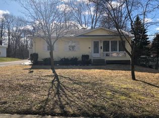 909 Manchester St, Kent, OH 44240