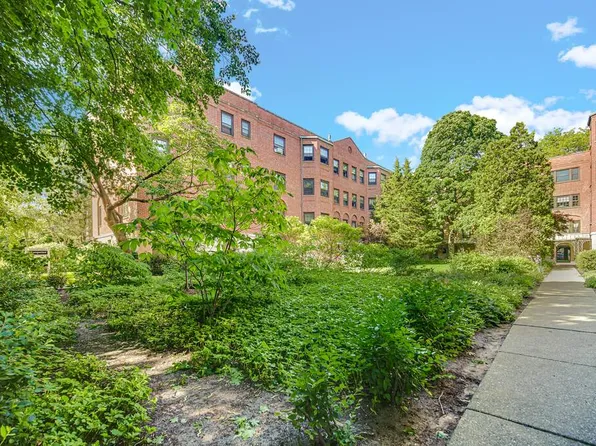 2501 Prairie Ave APT 3H, Evanston, IL 60201