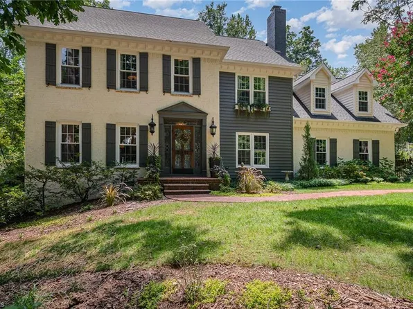 3911 Hazel Ln, Greensboro, NC 27408