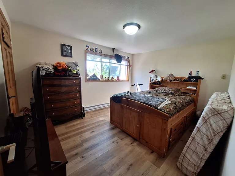 2406 Hill Ave #2 — Photo 8