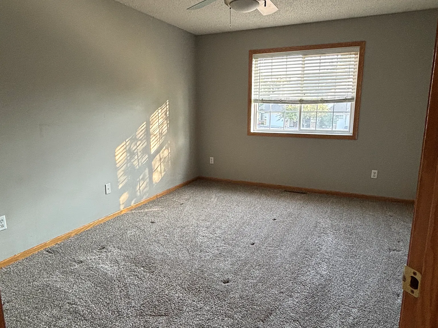 2 bed, $1,975 — Photo 3