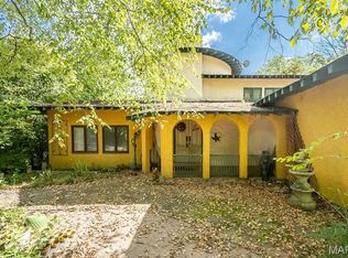 235 Quindaro Dr, Florissant, MO 63034