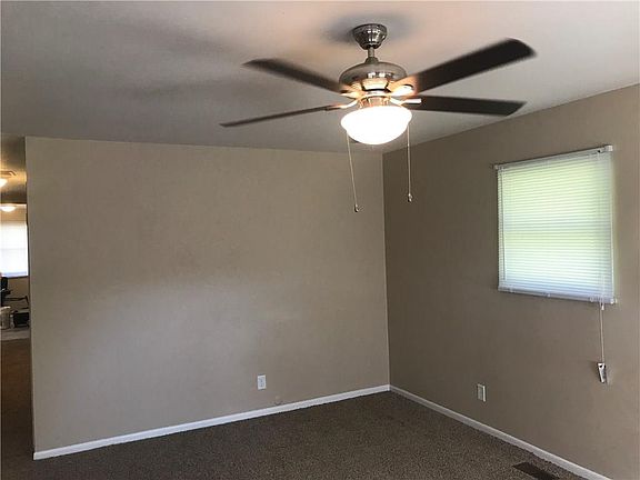 2nd image of 3014 Roberta Dr