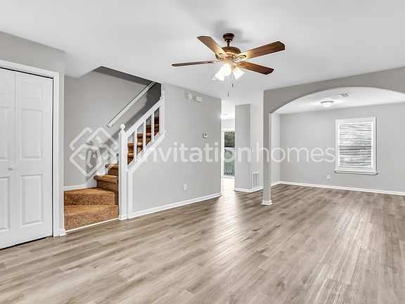5th image of 454 Orchard Dr