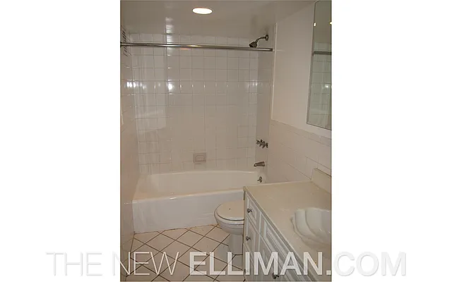 Rented by Douglas Elliman | media 4