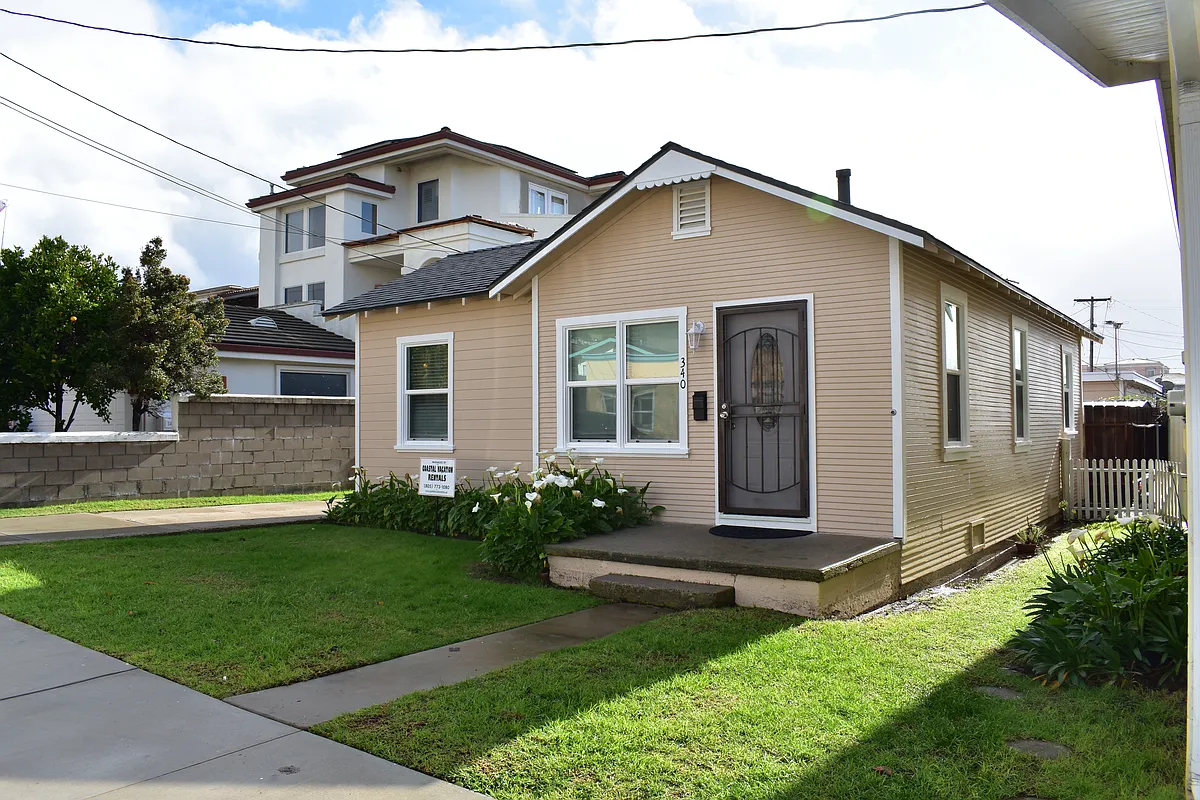 Building Photo - 340 Hollister Ave