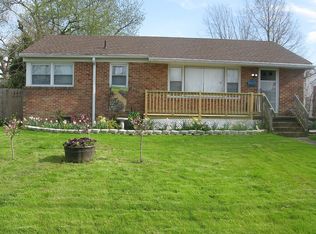 1524 Wiltshire Pl, Hampton, VA 23664