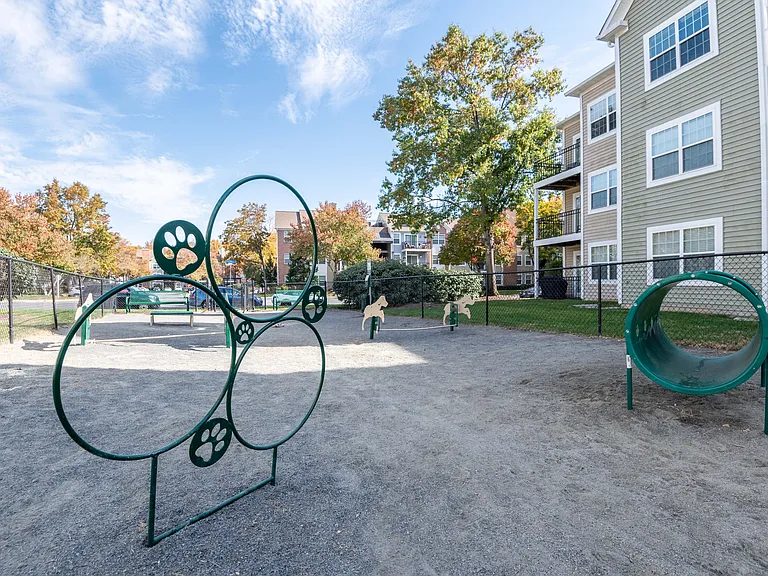 Abbotts Run Apartment Homes — Photo 22