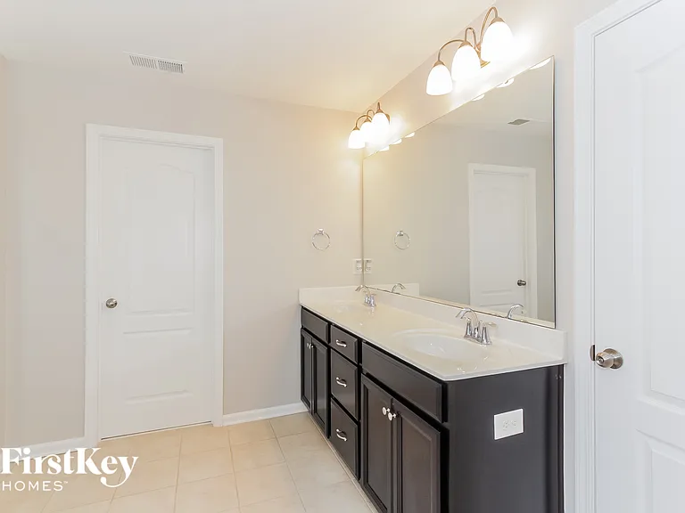 2532 Wellshire Ct — Photo 10