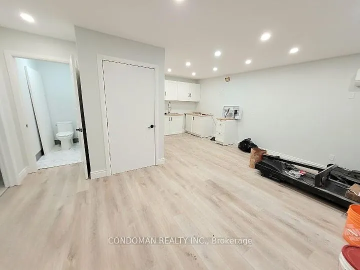 2 bed, $2,400 — Photo 2