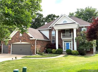 515 Castle Terrace Ct, Ballwin, MO 63021