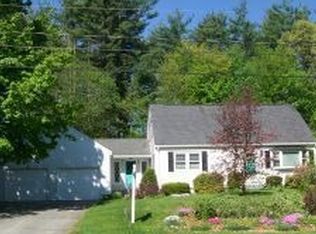 6 Wade Rd, Hudson, NH 03051