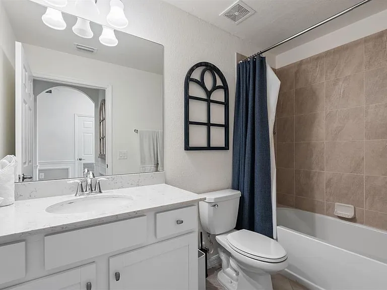 17704 Gawthrop Dr #207 — Photo 26