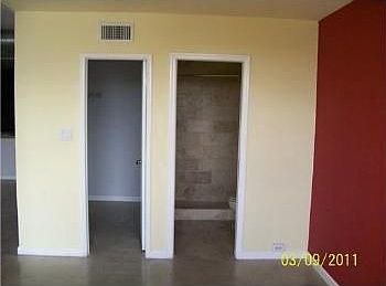 3rd image of 155 Isle Of Venice Dr APT 303