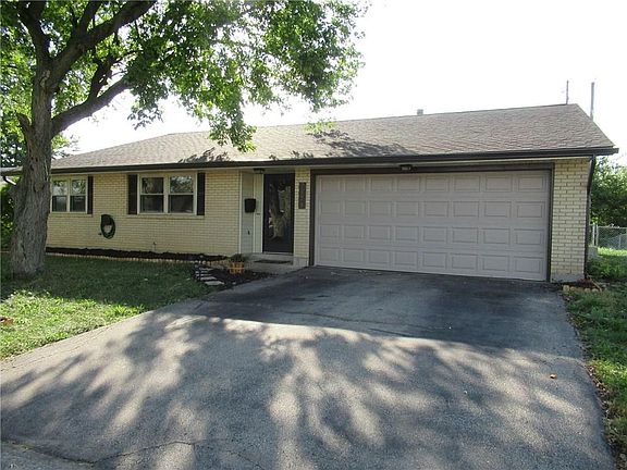 4th image of 7379 Calmcrest Ct
