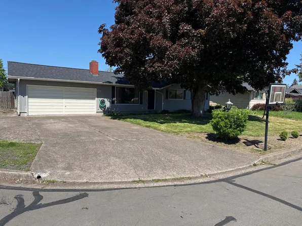 1030 Dondea St, Springfield, OR 97478