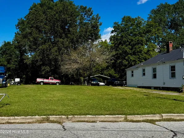 620 E Lenoir Avenue, Kinston, NC 28501