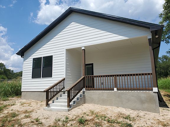 2nd image of 126 Nathan Ln