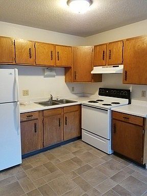 4th image of 1315 8th St NW APT 10