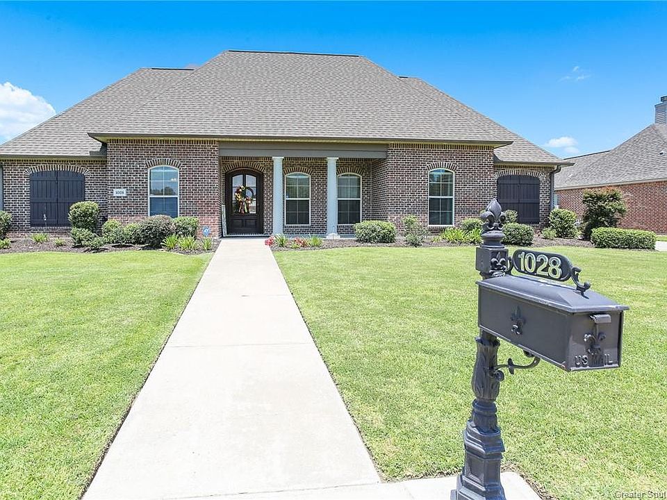 1st image of 1028 S Worthington Dr