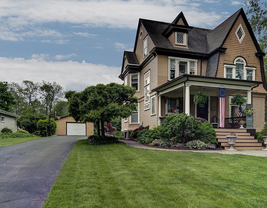 108 Grace St, Sharon, WI 53585 Zillow