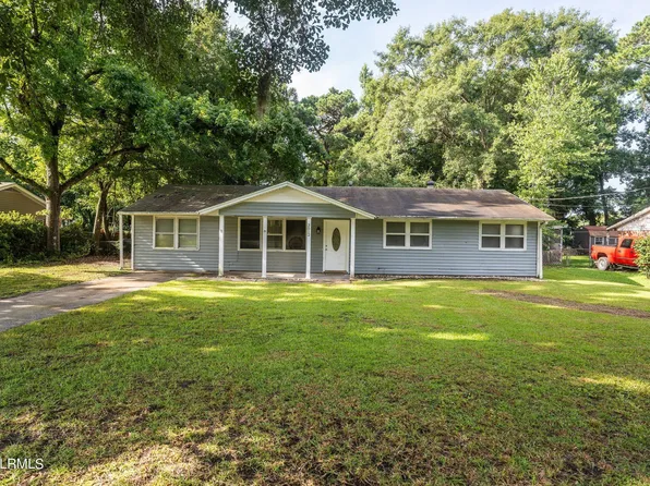 3012 Elm St, Beaufort, SC 29902